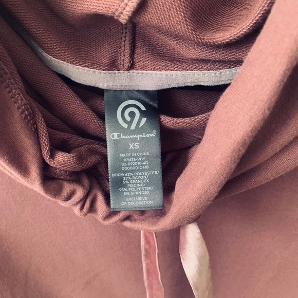 Women’s XS champion jacket with velvet strings - Picture 3 of 3